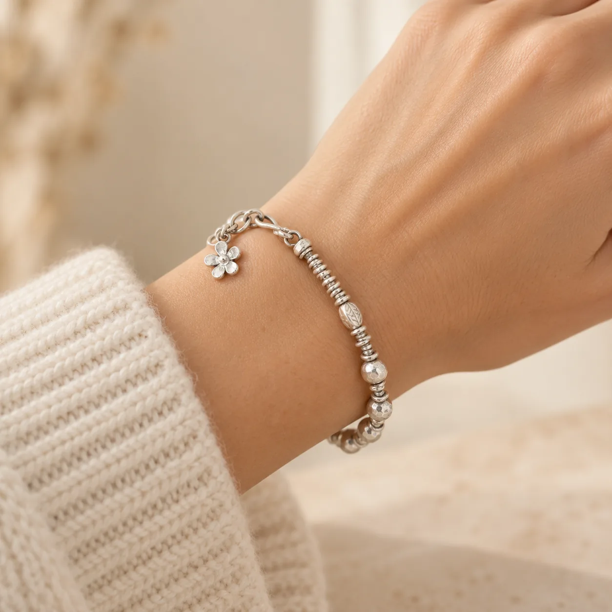 Hammered Silver Bead Bracelet detail 4