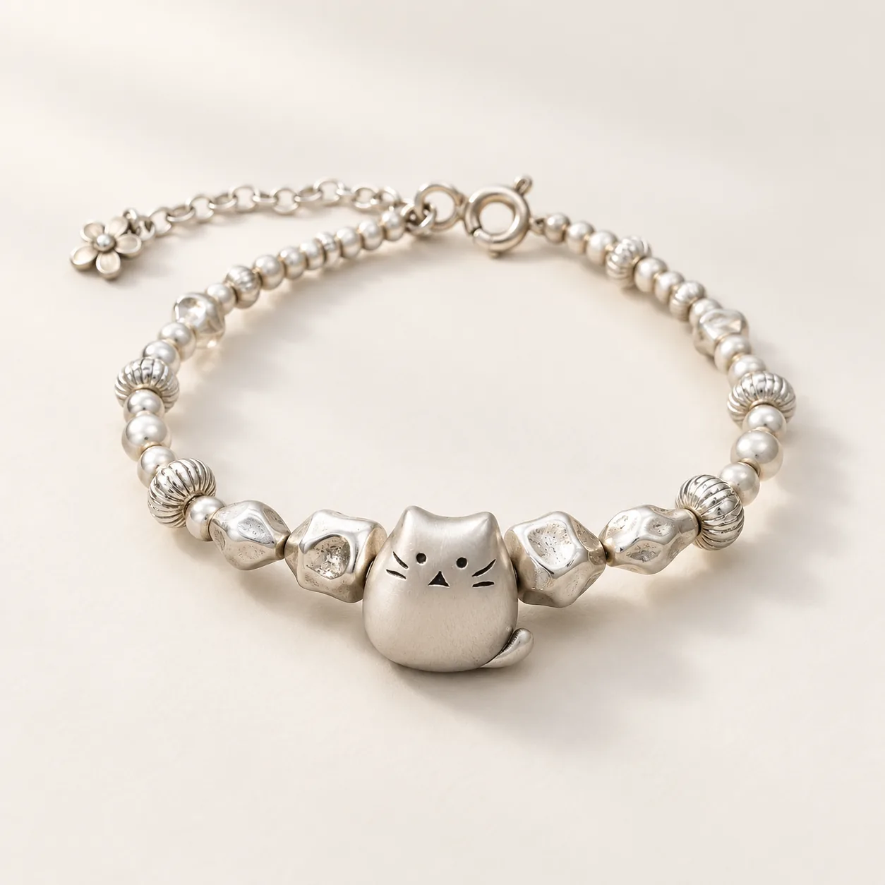 Silver Cat Bracelet detail 5
