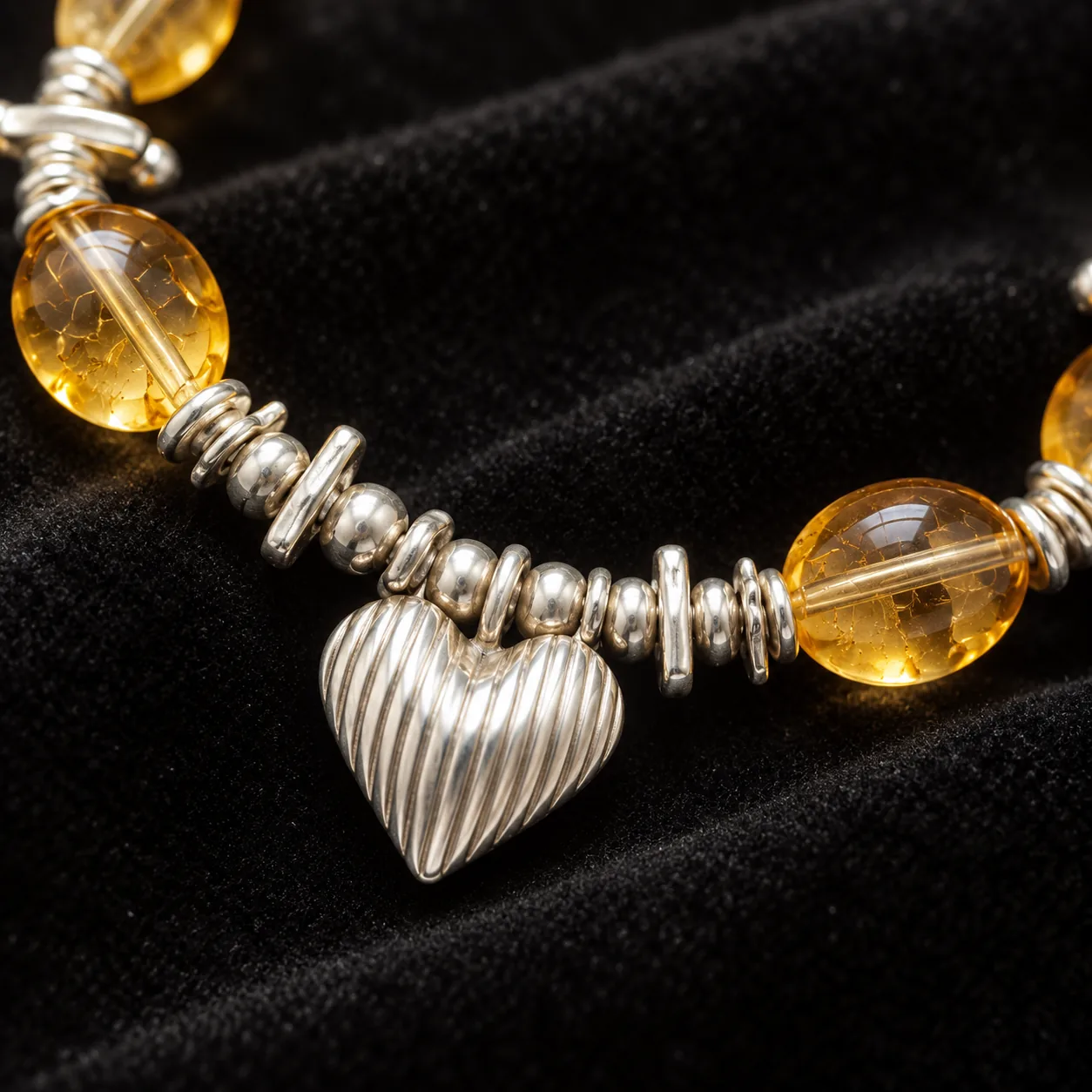 Citrine Heart Silver Bracelet detail 4