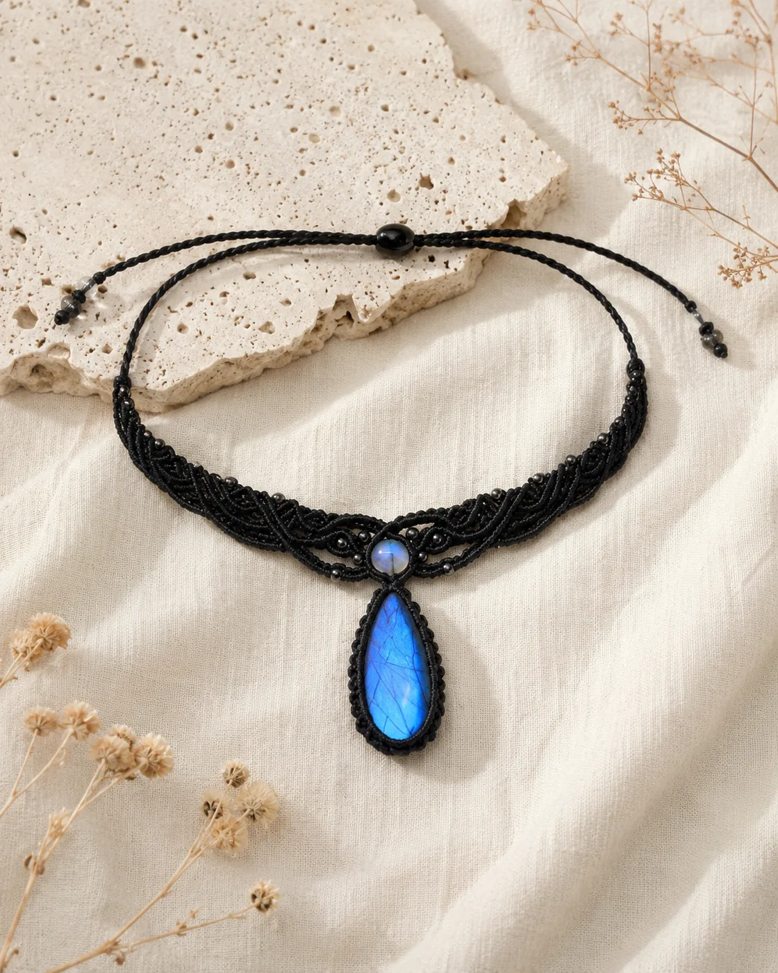 Labradorite Teardrop Collar detail 4
