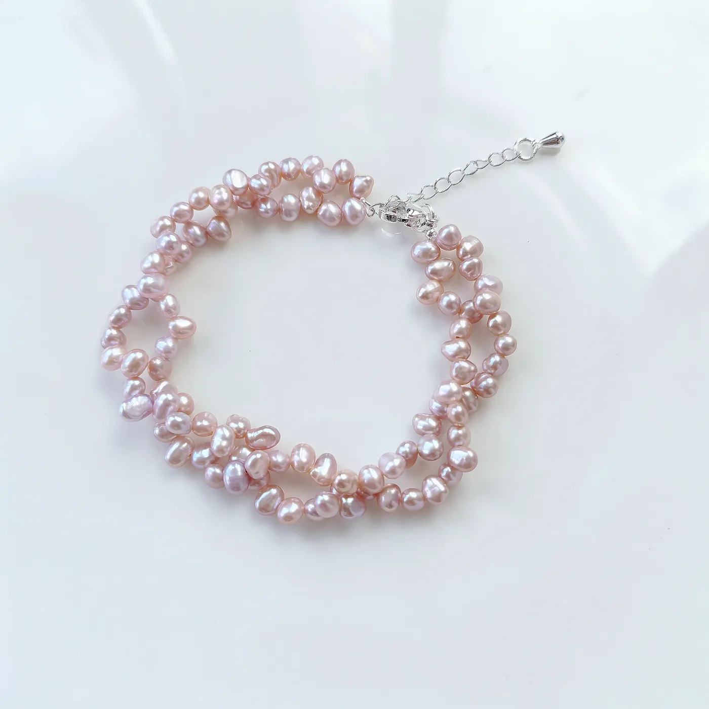 BLUSH PETAL Baroque Pearl Bracelet detail 4