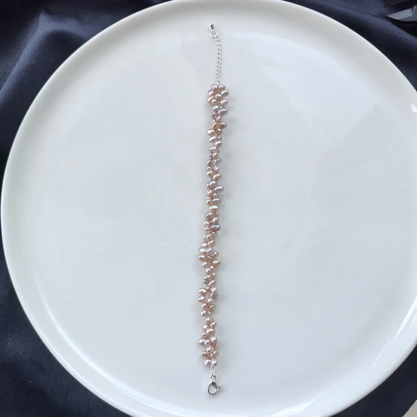 BLUSH PETAL Baroque Pearl Bracelet detail 5