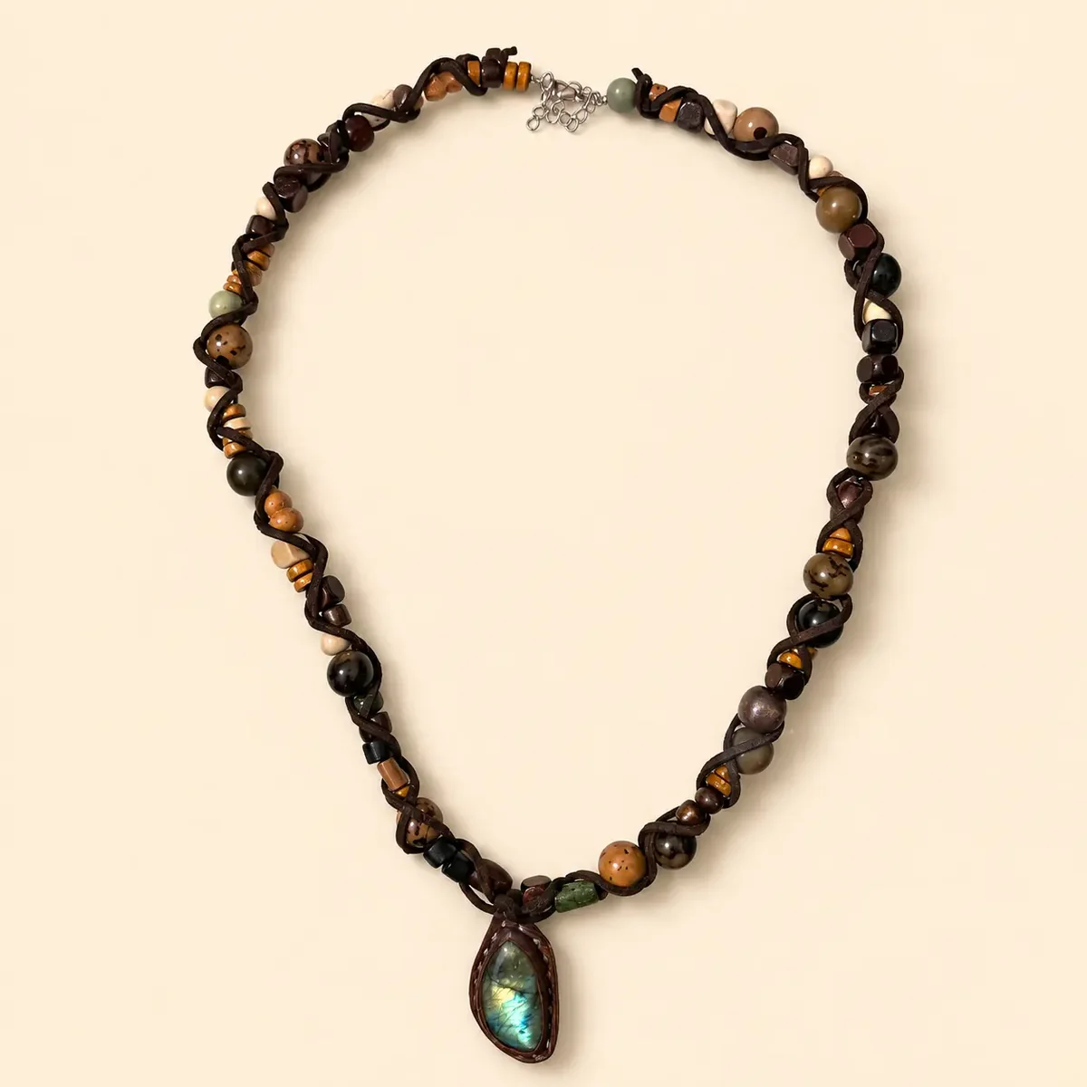 FOREST VALLEY STREAM Labradorite Necklace product view