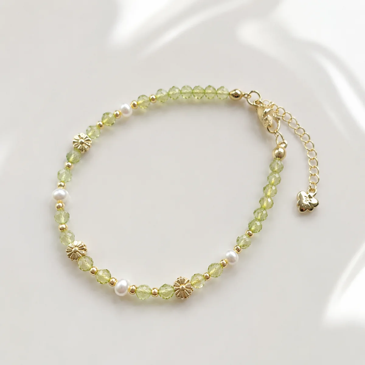 Peridot Daisy Pearl Bracelet product view
