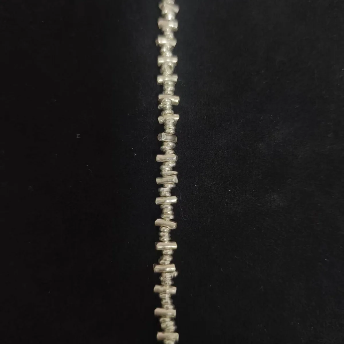 Customer wearing SLV-002 silver bracelet