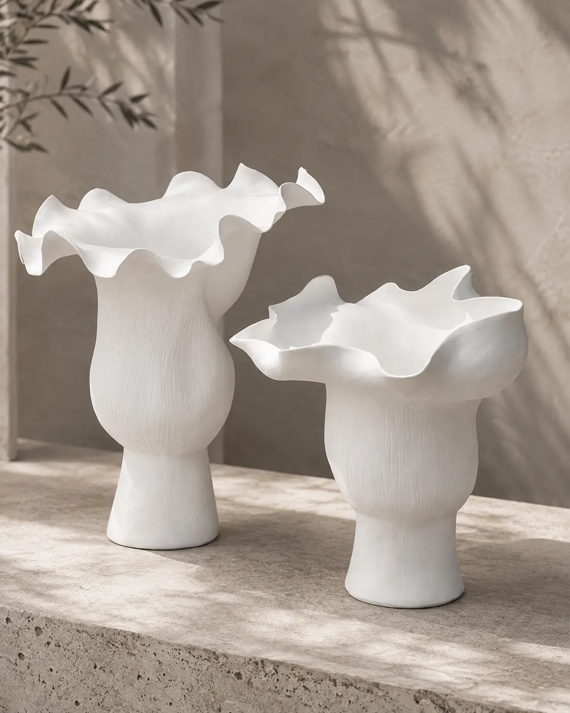 TRIJORA Organic Porcelain Vase Collection detail 4