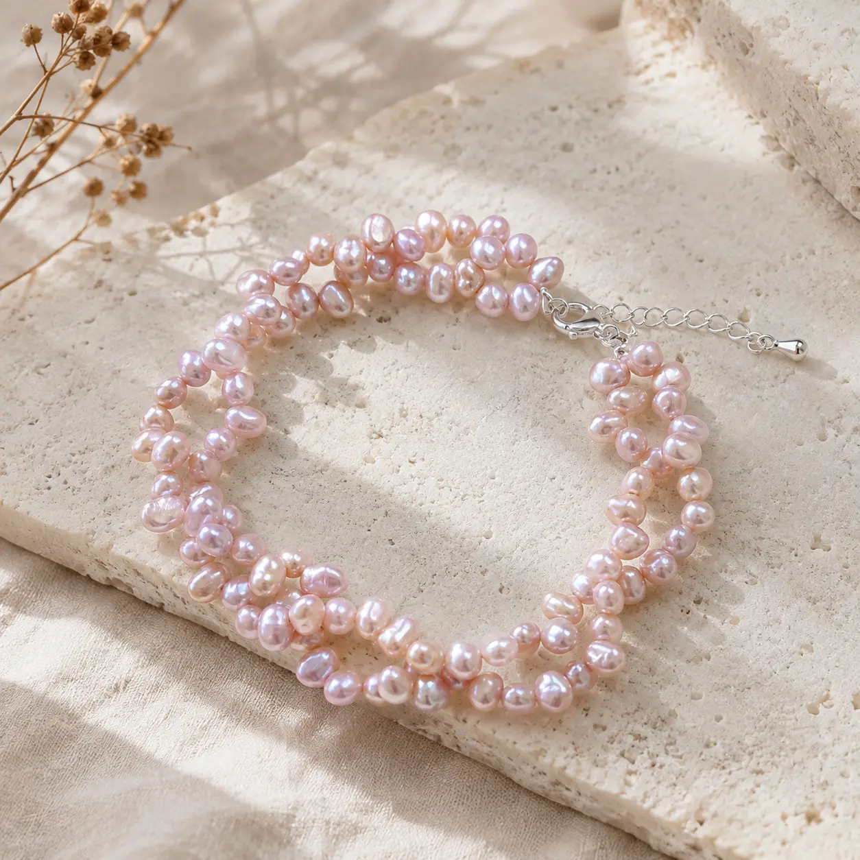 BLUSH PETAL Baroque Pearl Bracelet detail 9