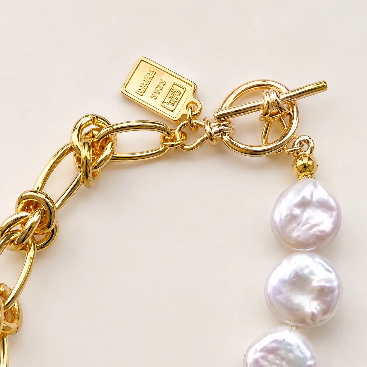 GOLDEN TIDE Baroque Pearl Bracelet detail 10