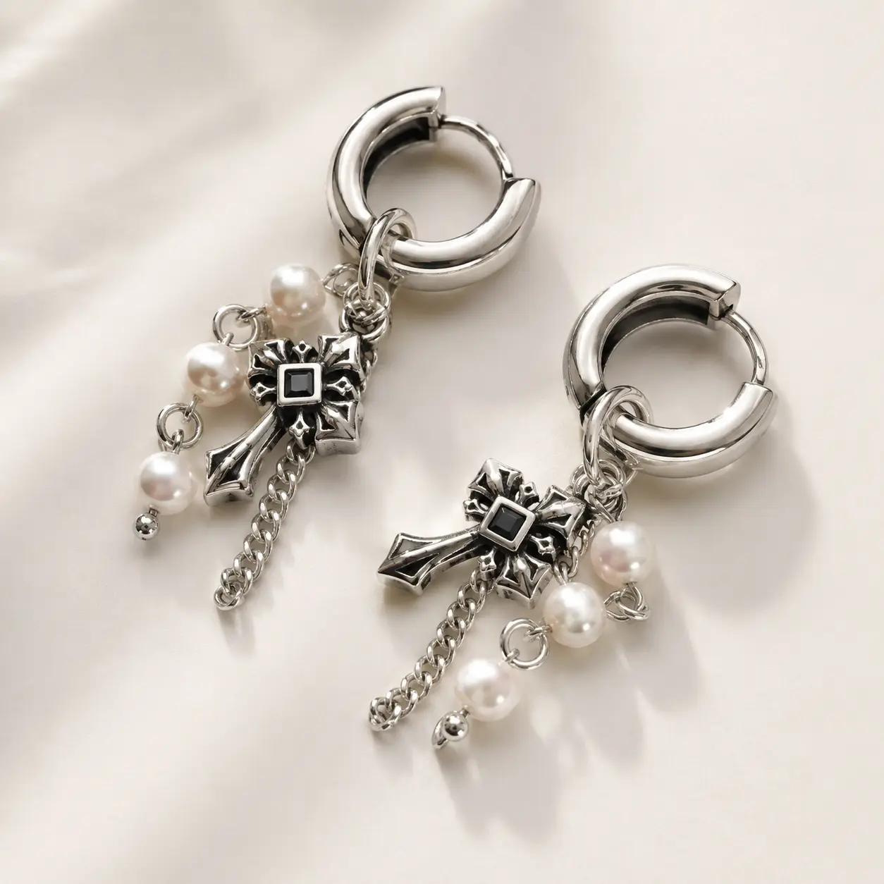 TRIJORA Gothic Cross Tassel Pearl Earrings detail 9