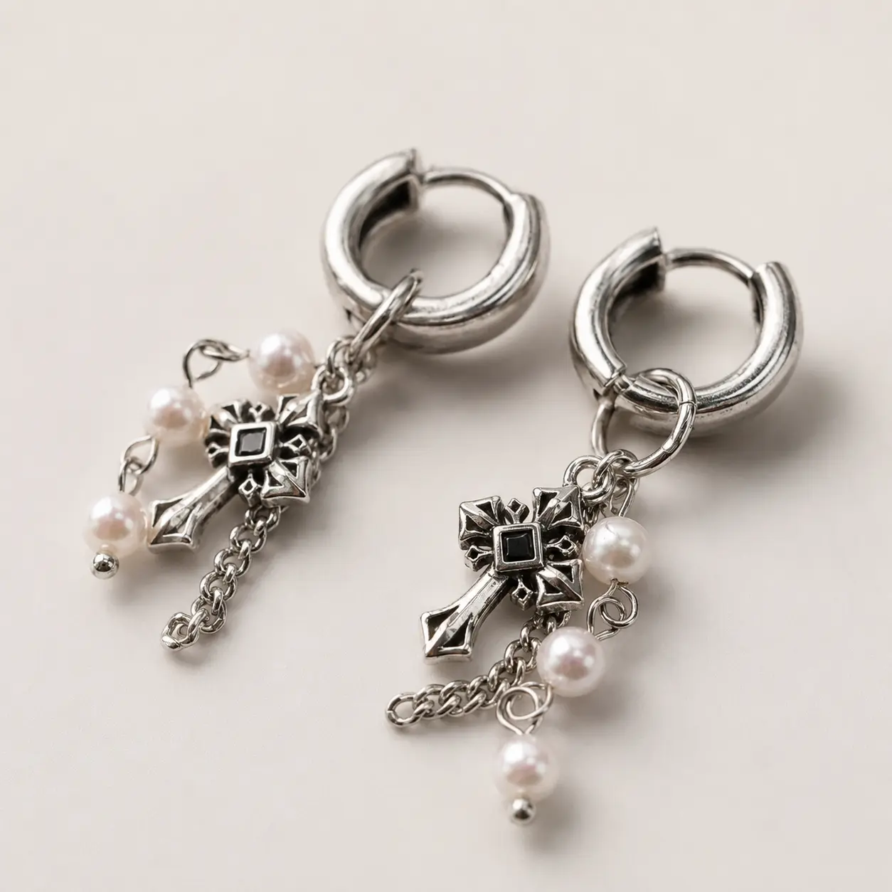 TRIJORA Gothic Cross Tassel Pearl Earrings detail 7