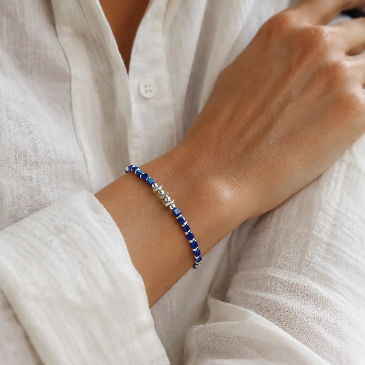 TRIJORA Lapis Lazuli & Handmade Silver Bracelet detail 7